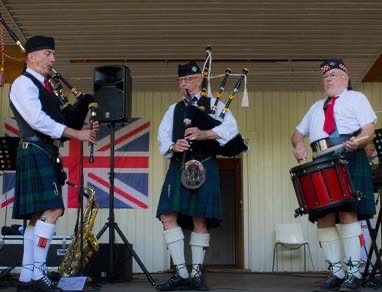 PIPE BAND